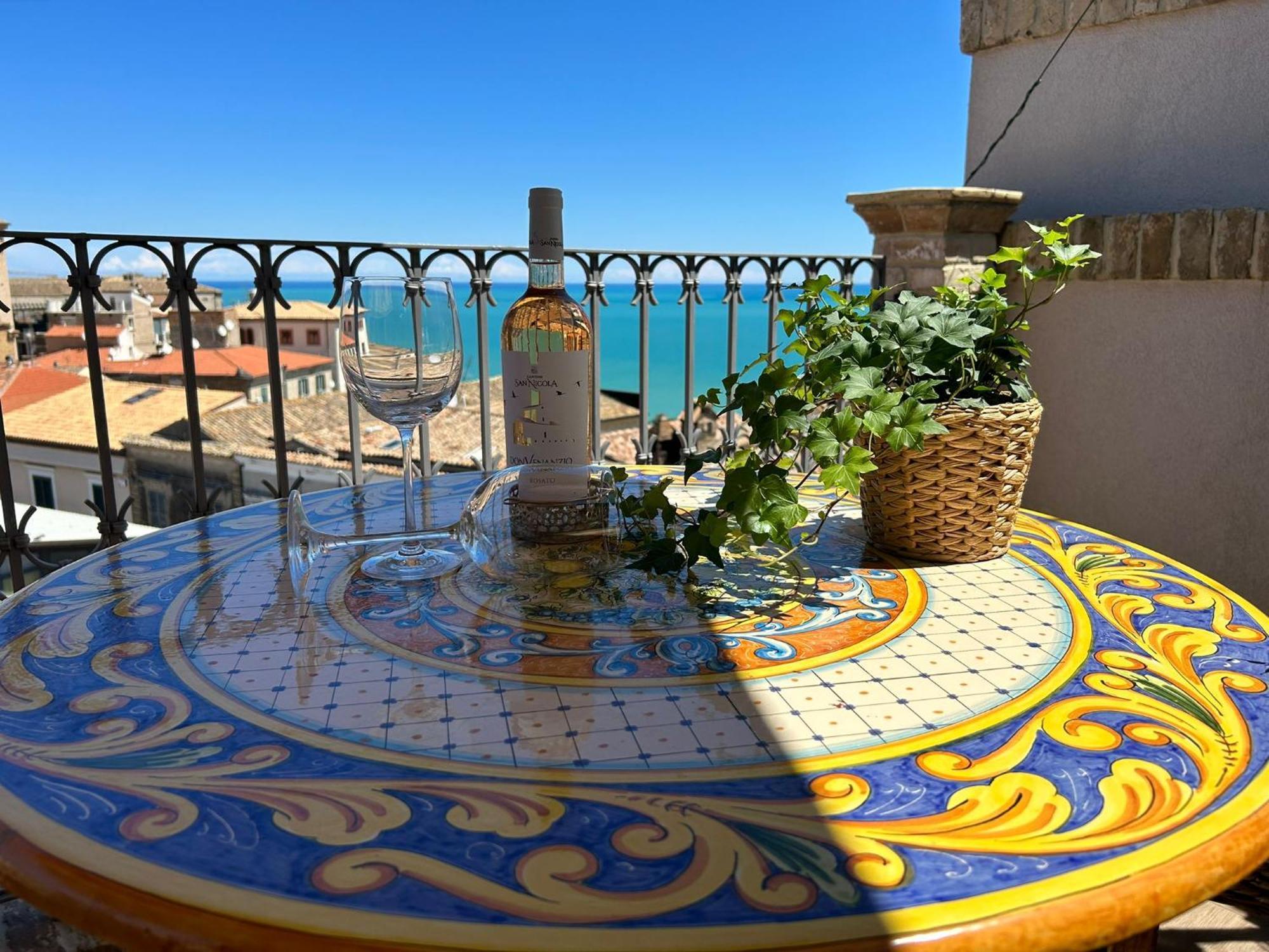 La Fabbrica Di San Pietro Vasto Bed & Breakfast Eksteriør bilde
